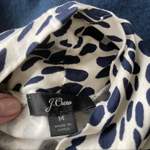 J. Crew Pebble Dot Navy and White Turtleneck - Picture 6 of 6